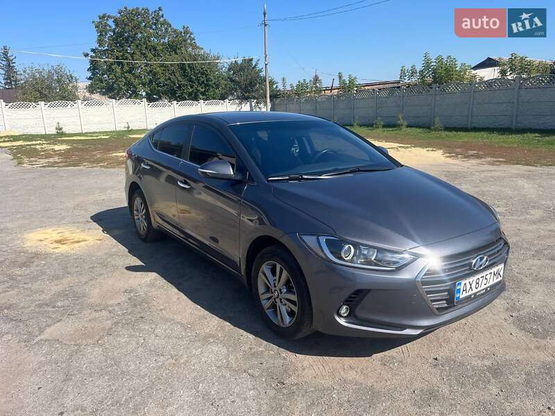 Hyundai Elantra 2018