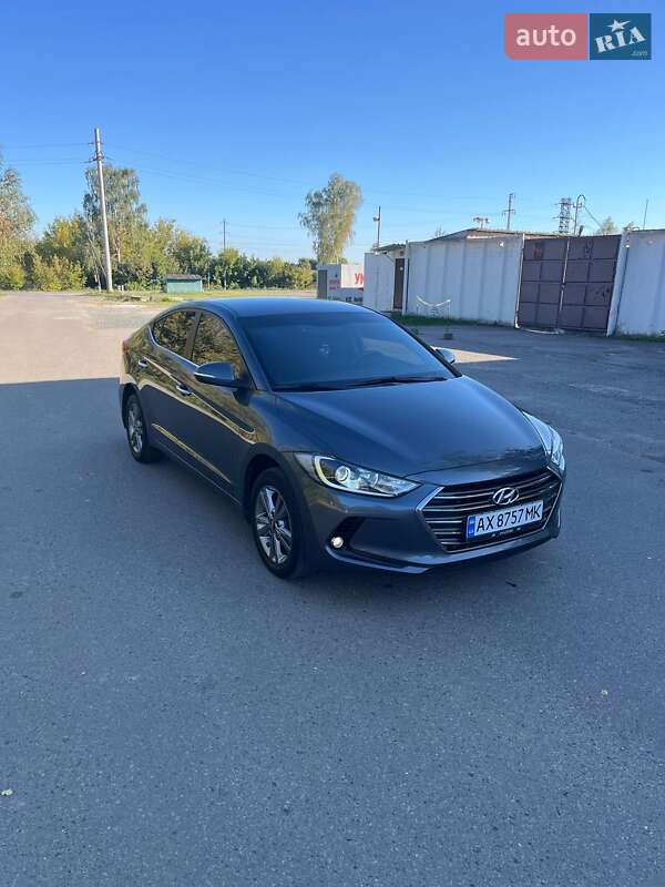 Hyundai Elantra 2018