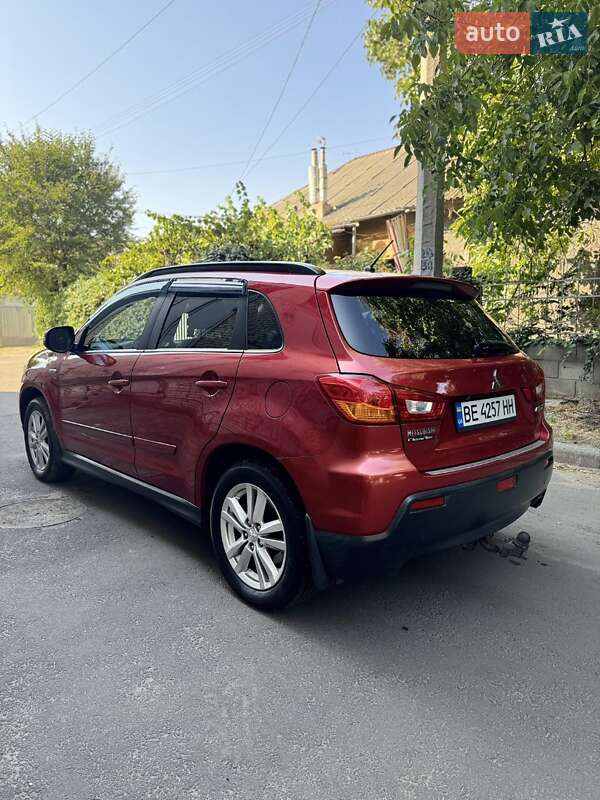Mitsubishi ASX 2011