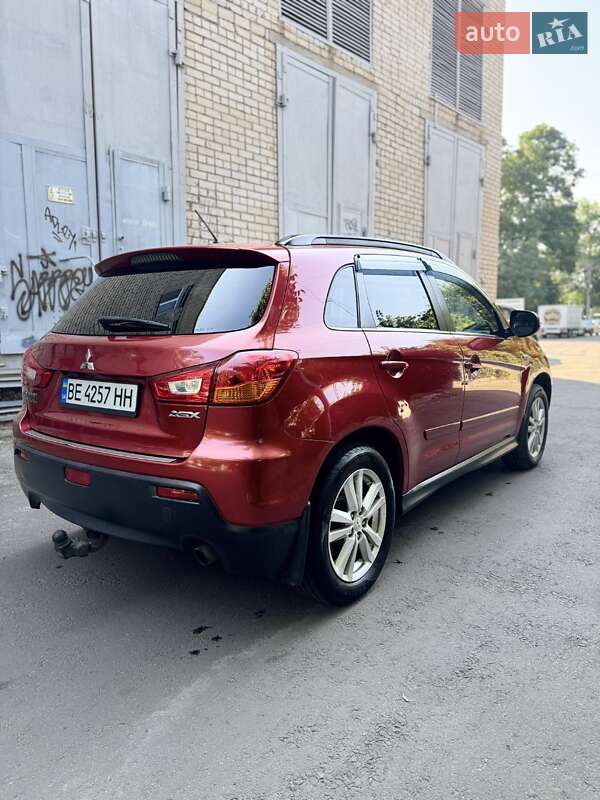 Mitsubishi ASX 2011