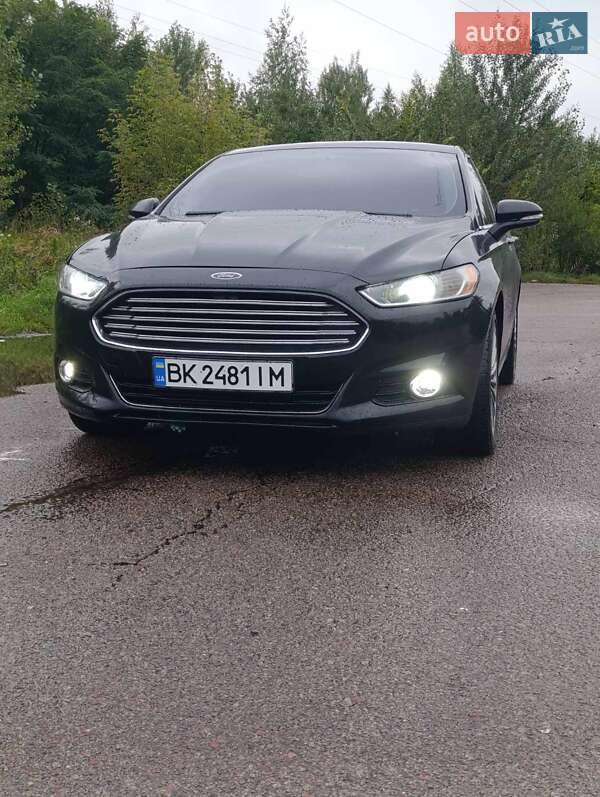 Ford Fusion 2015