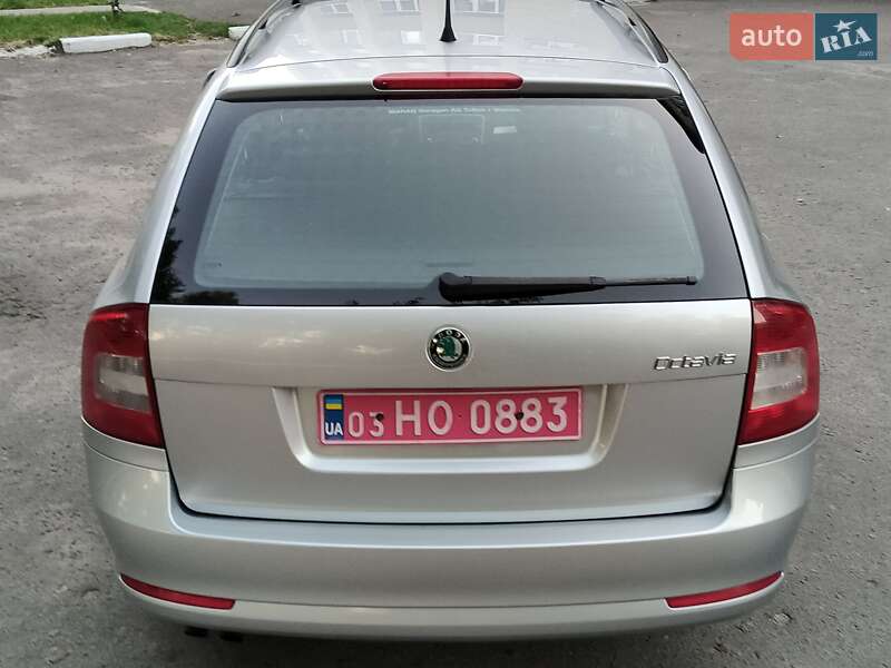 Skoda Octavia 2011
