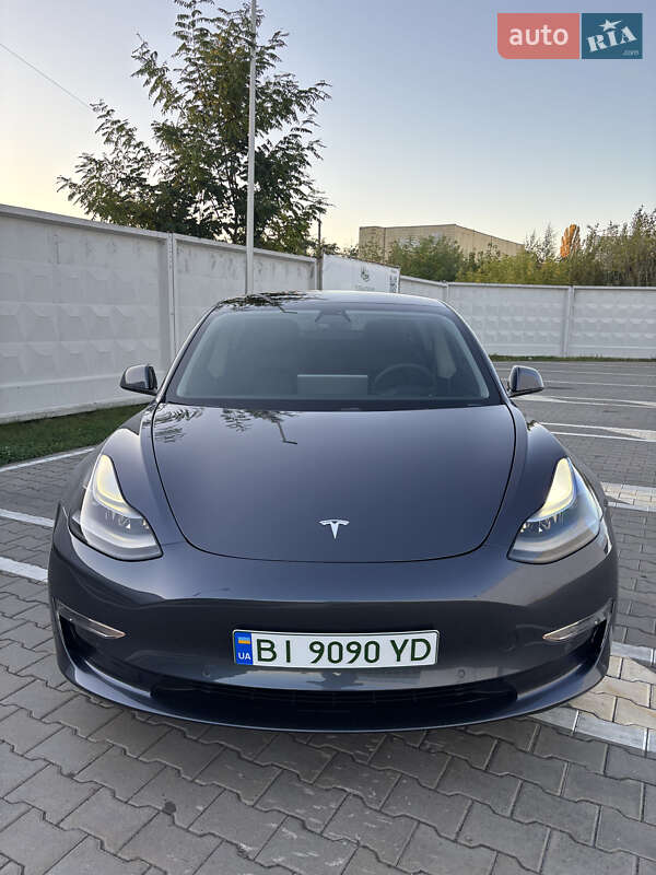 Tesla-4