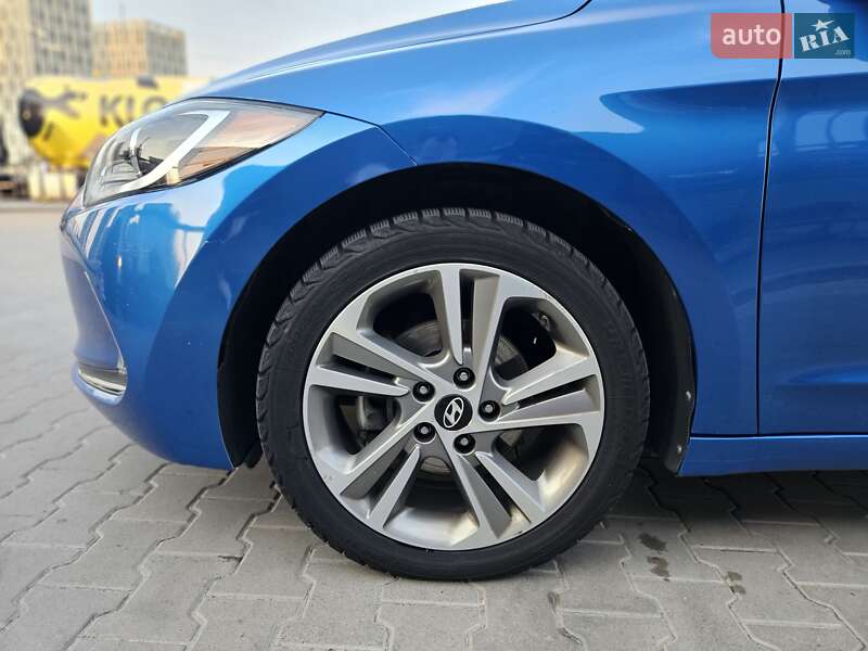 Hyundai Elantra 2016