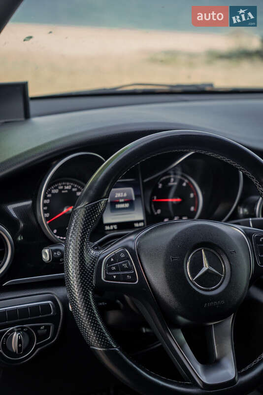 Mercedes-Benz V-Class 2017