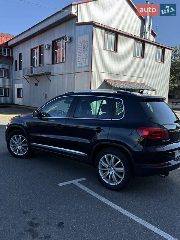 Volkswagen Tiguan 2011
