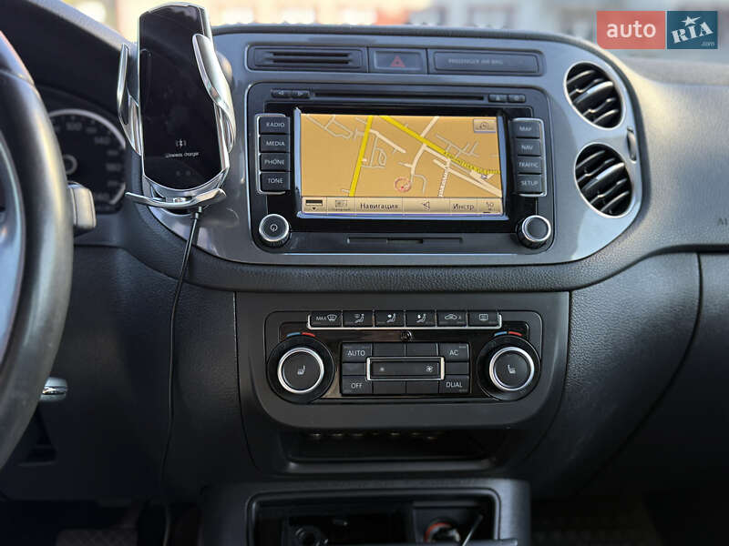 Volkswagen Tiguan 2011