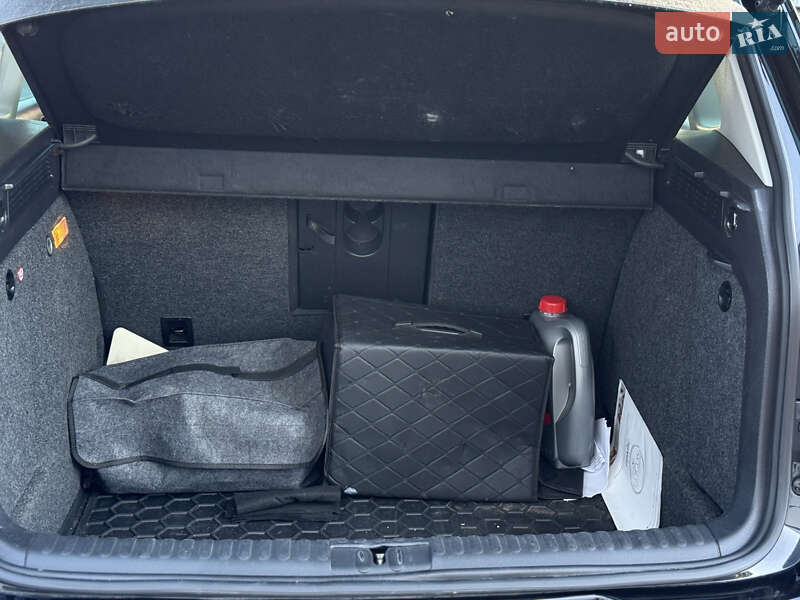 Volkswagen Tiguan 2011