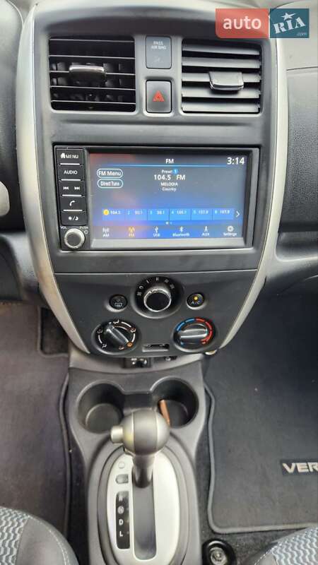 Nissan Versa Note 2018