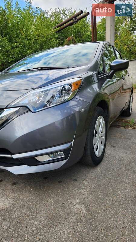 Nissan Versa Note 2018