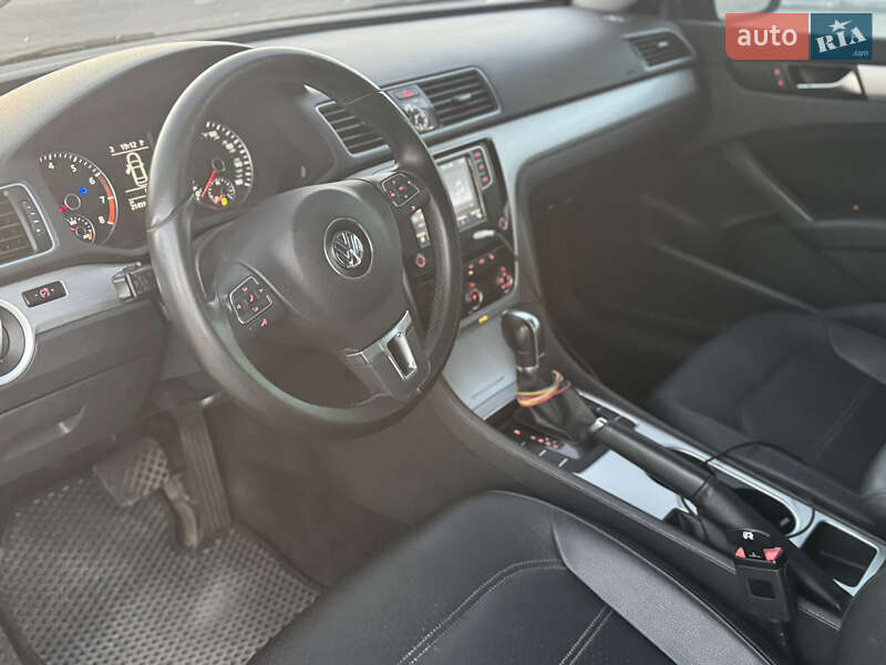 Volkswagen Passat 2012