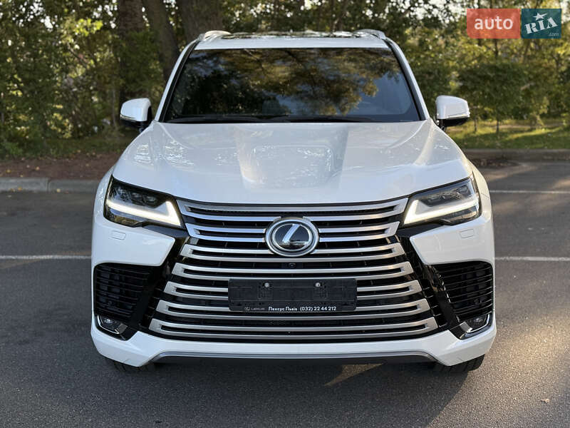 Lexus-38