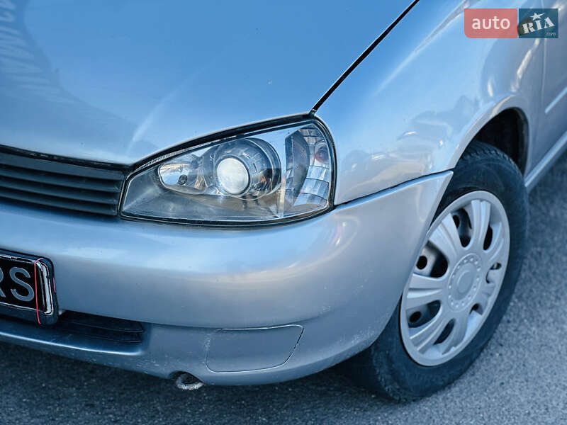 ВАЗ / Lada 1118 Калина 2008