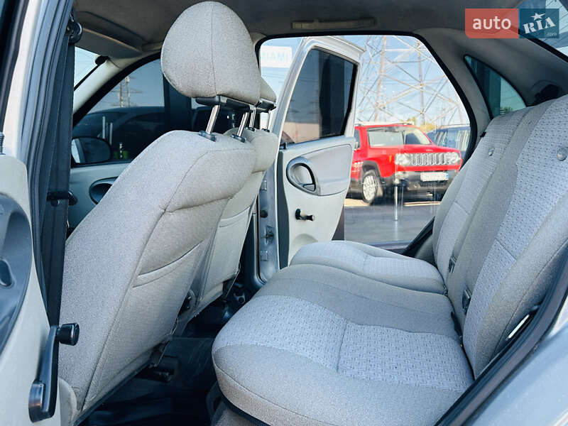 ВАЗ / Lada 1118 Калина 2008