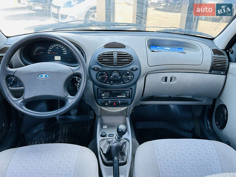 ВАЗ / Lada 1118 Калина 2008