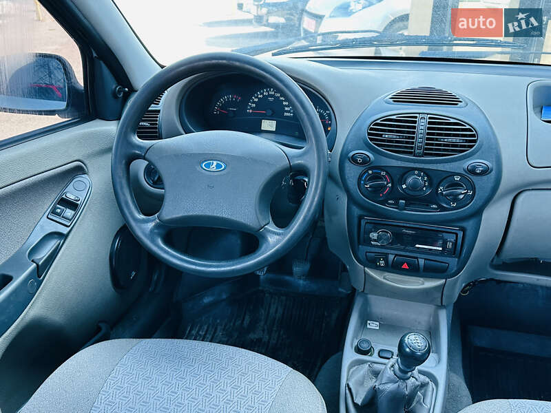 ВАЗ / Lada 1118 Калина 2008