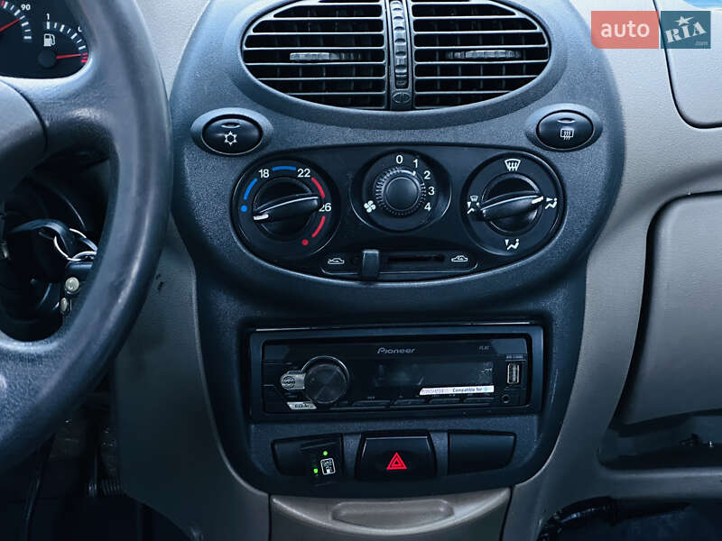 ВАЗ / Lada 1118 Калина 2008