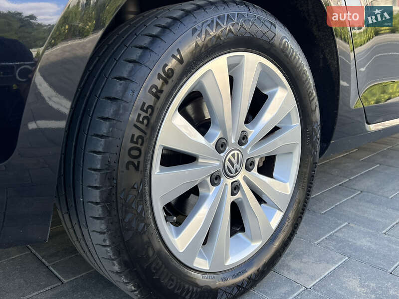 Volkswagen Golf 2015