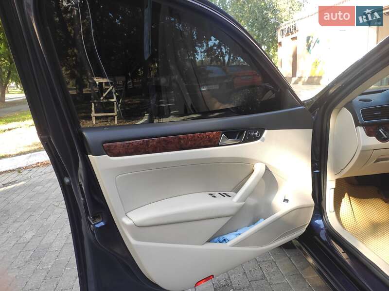 Volkswagen Passat 2012