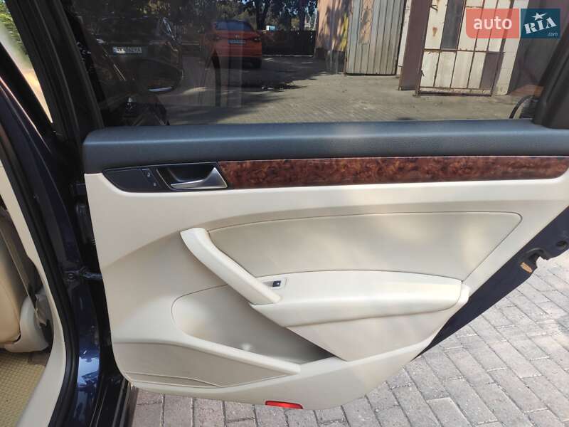 Volkswagen Passat 2012