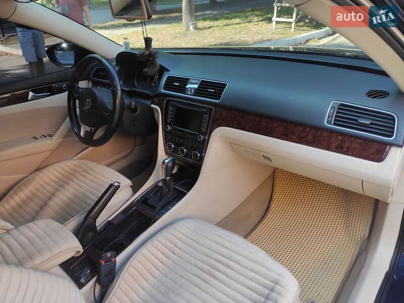 Volkswagen Passat 2012