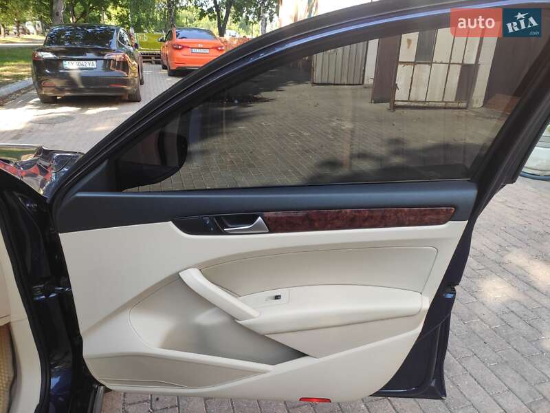 Volkswagen Passat 2012