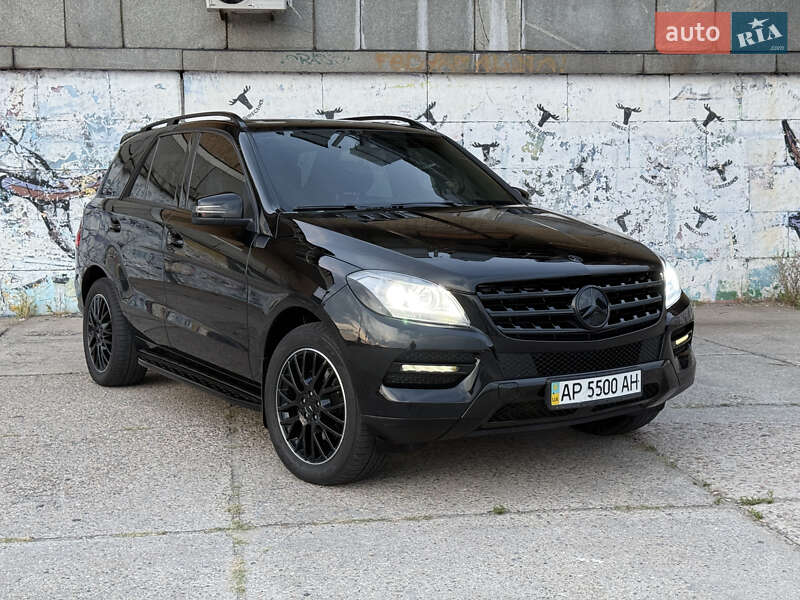 Mercedes-Benz M-Class 2011