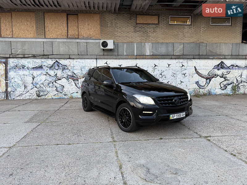 Mercedes-Benz M-Class 2011
