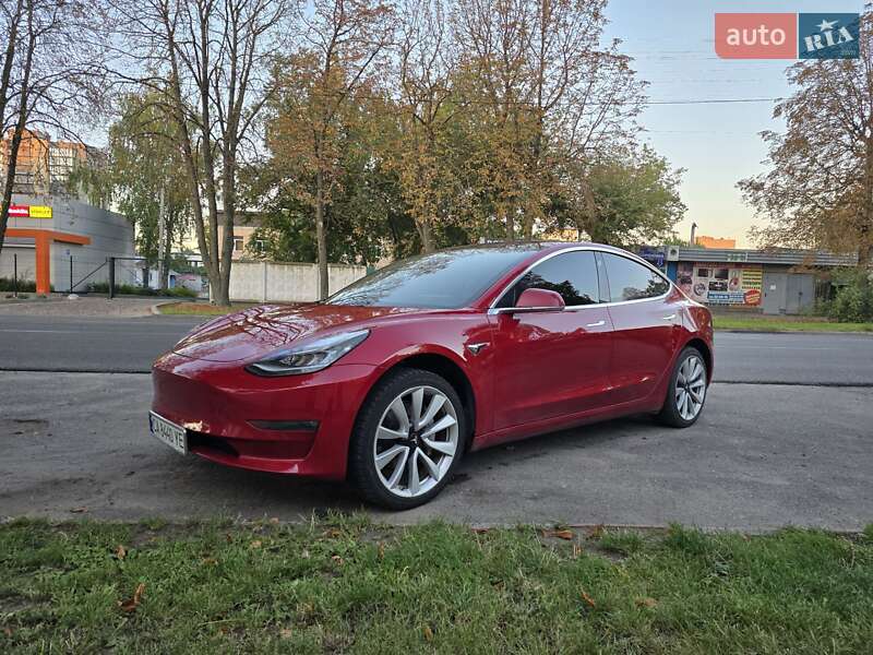 Tesla Model 3 2018