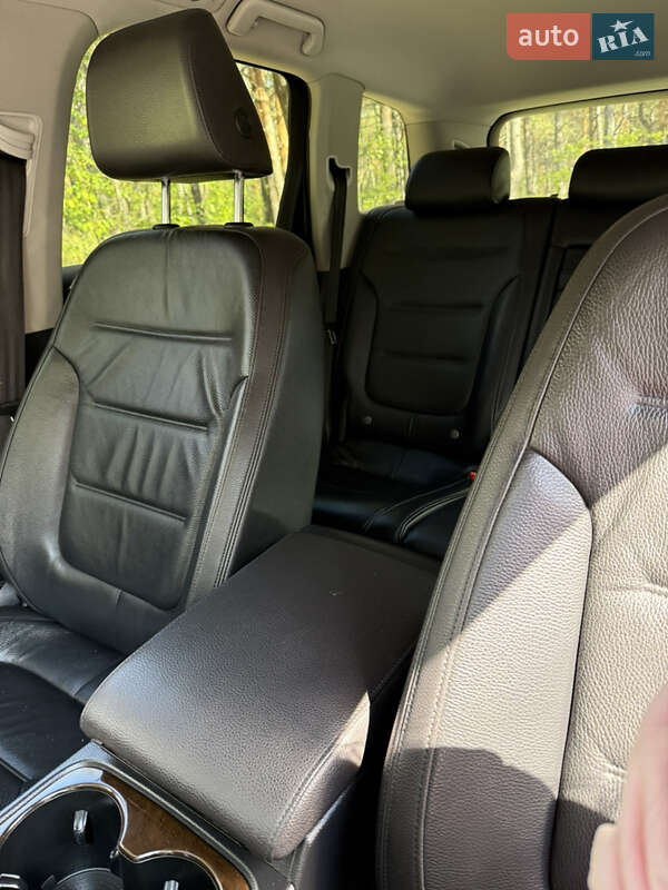 Volkswagen Touareg 2014