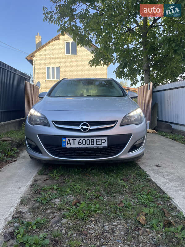 Opel Astra 2013
