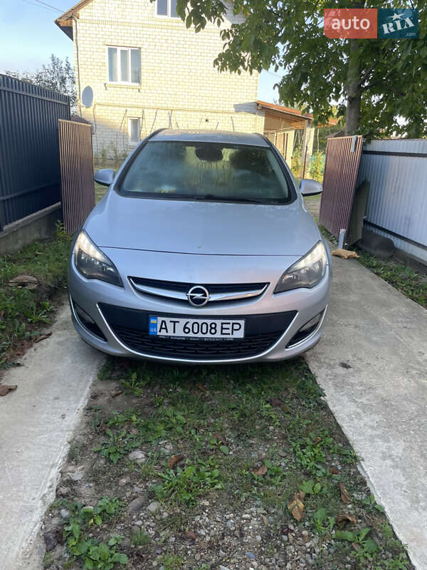 Opel Astra 2013