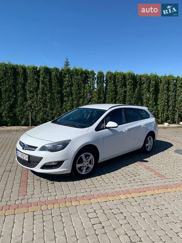 Opel Astra 2013
