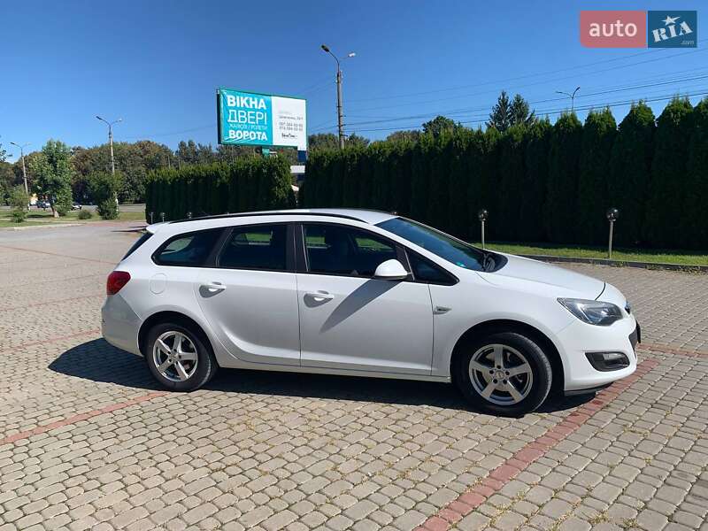 Opel Astra 2013