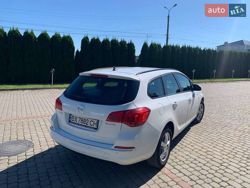 Opel Astra 2013