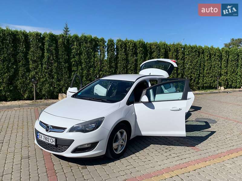 Opel Astra 2013