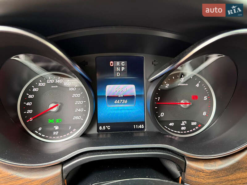 Mercedes-Benz V-Class 2021