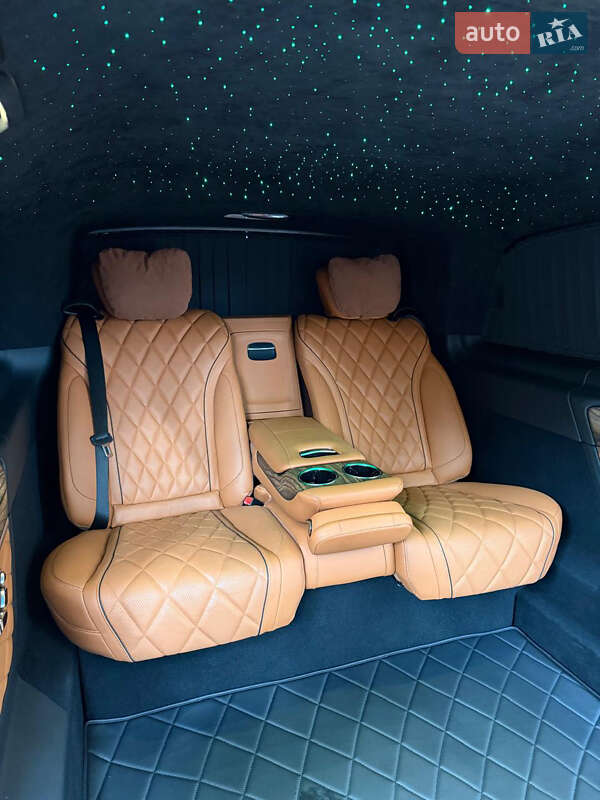 Mercedes-Benz V-Class 2021