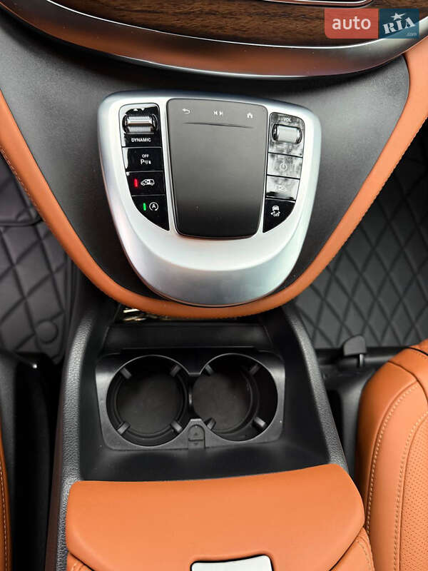 Mercedes-Benz V-Class 2021