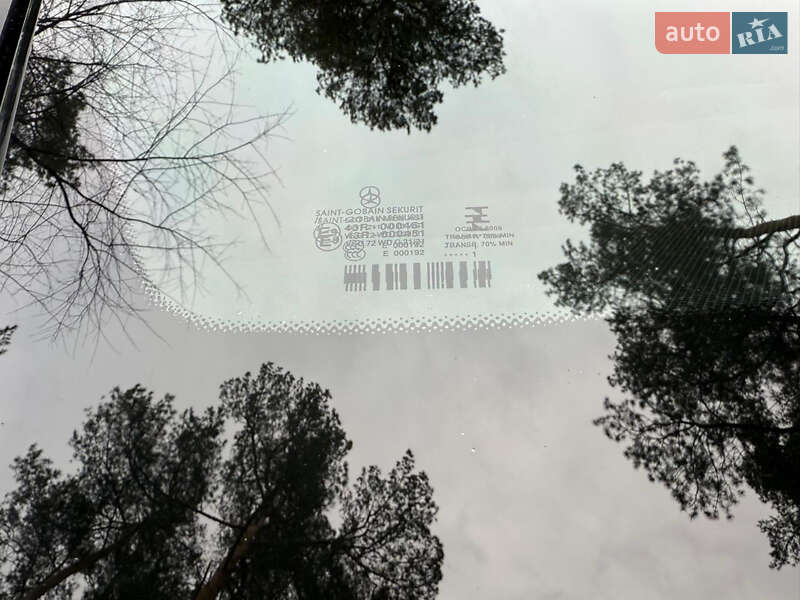 Mercedes-Benz V-Class 2021