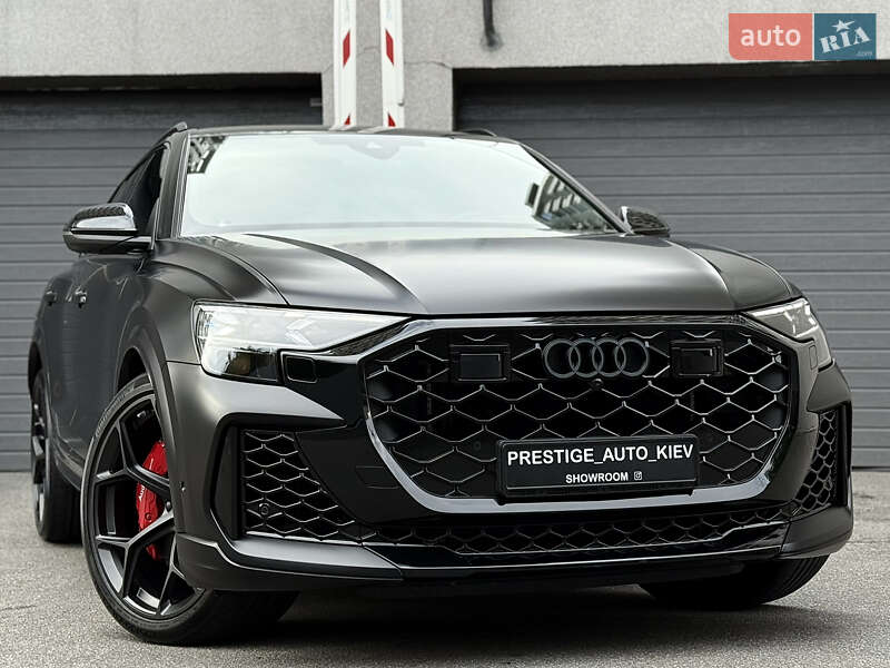Audi RS Q8 2024