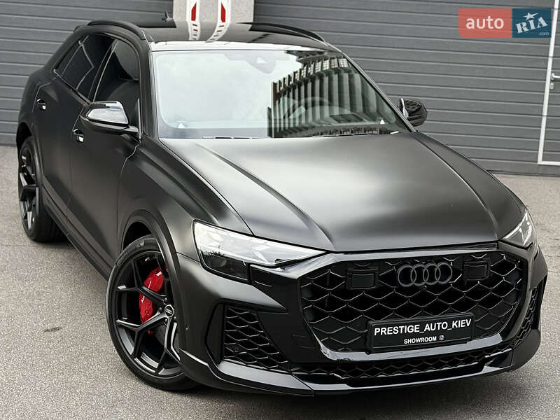 Audi RS Q8 2024