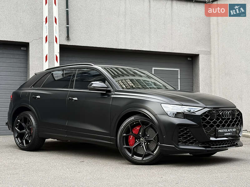 Audi RS Q8 2024