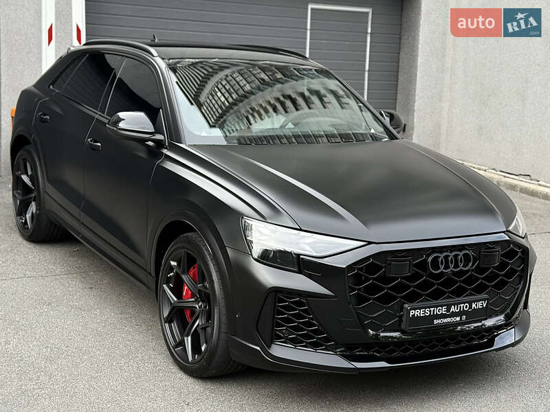 Audi RS Q8 2024