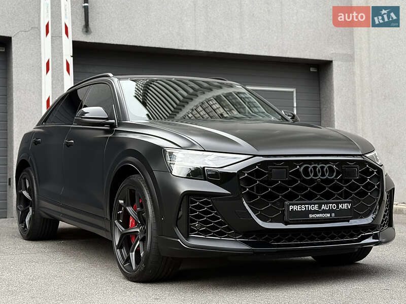 Audi RS Q8 2024