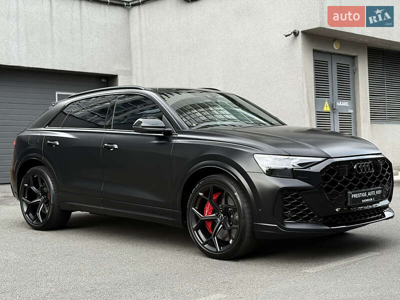 Audi RS Q8 2024