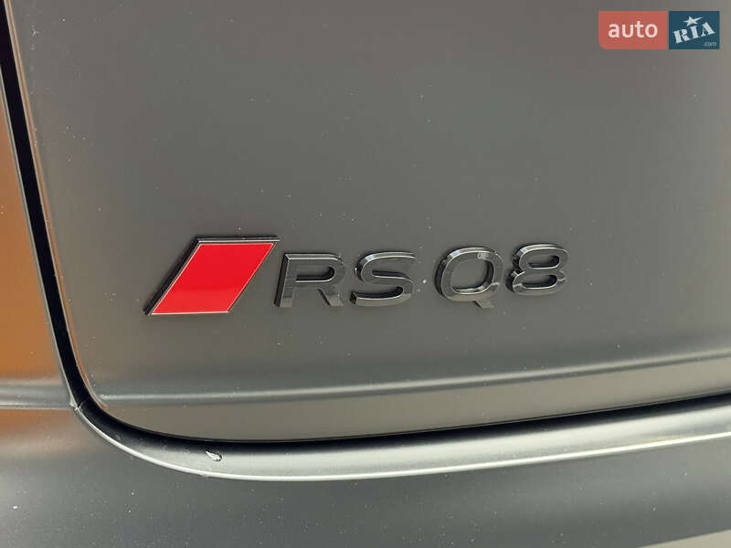 Audi RS Q8 2024