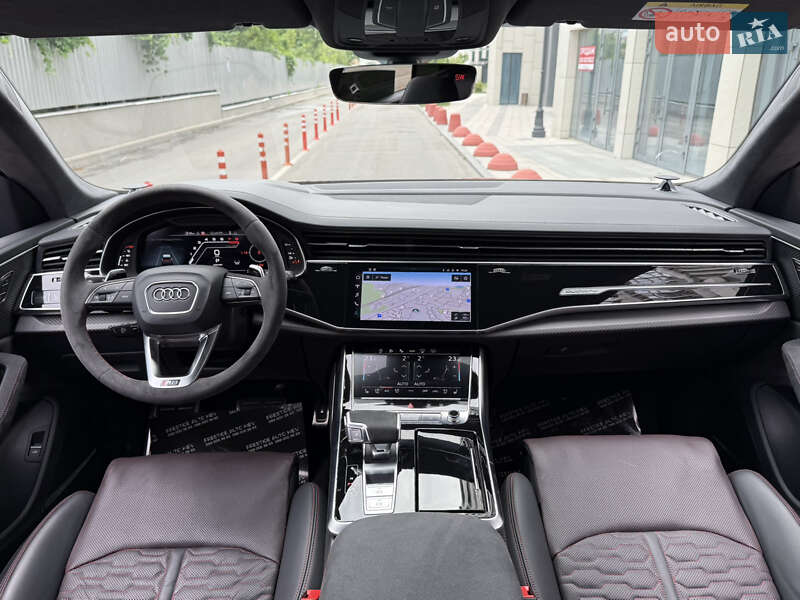 Audi RS Q8 2024