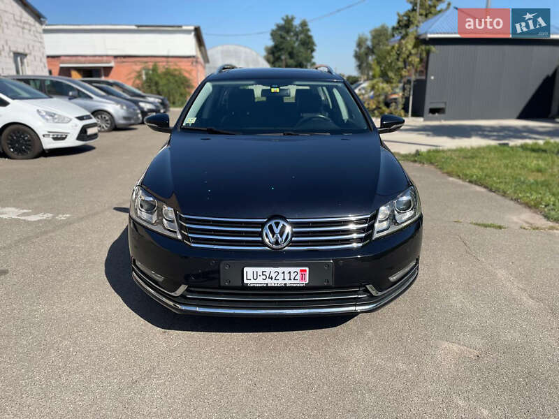 Volkswagen Passat 2011