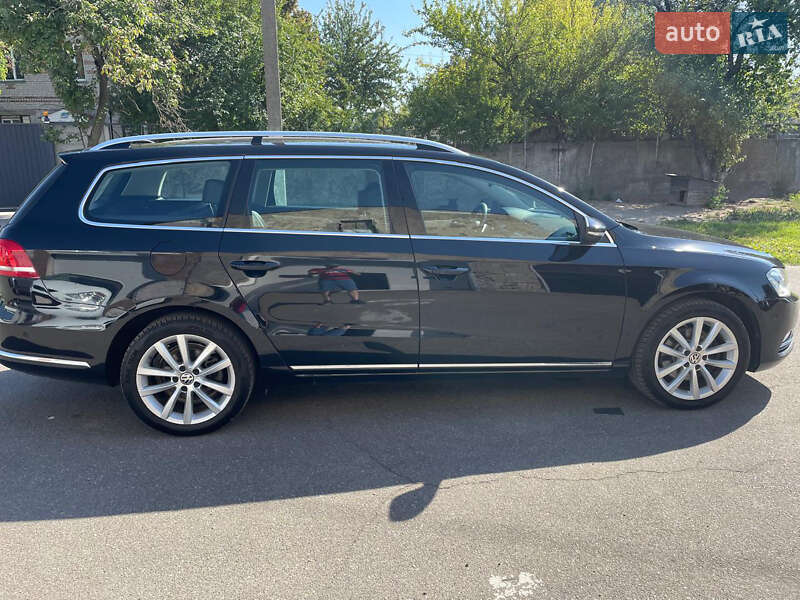 Volkswagen Passat 2011